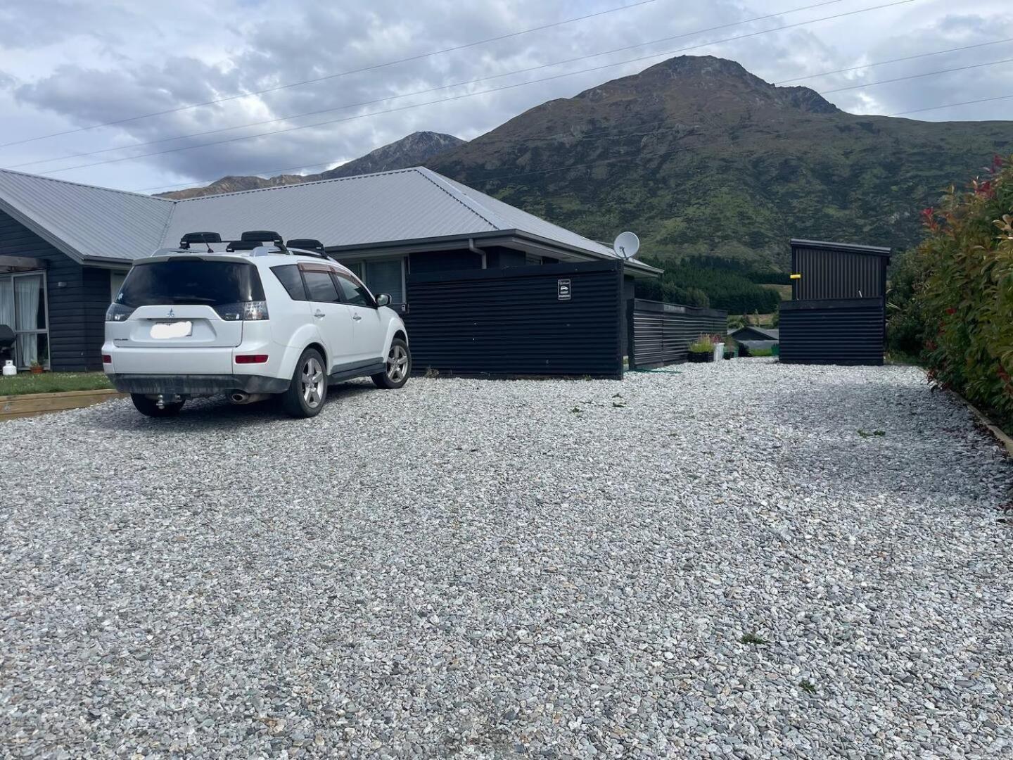 Charming With Remarkable Views Queenstown
